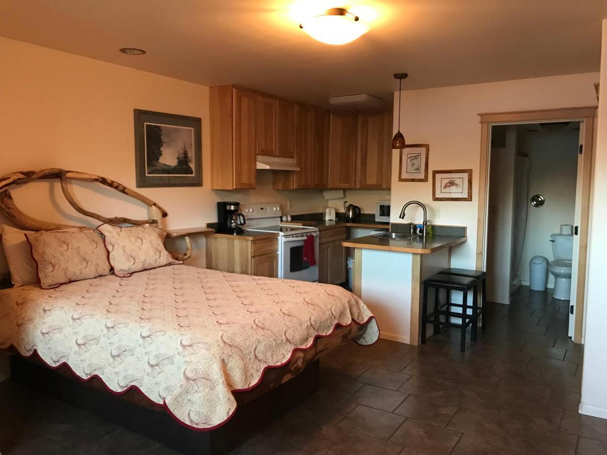 Seward Front Row Bed And Breakfast 외부 사진